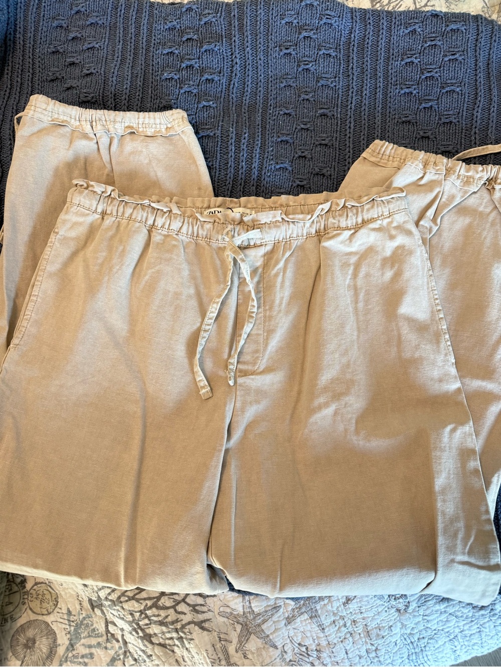 NWOT Zara Relaxed Drawstring Pants in Light Beige